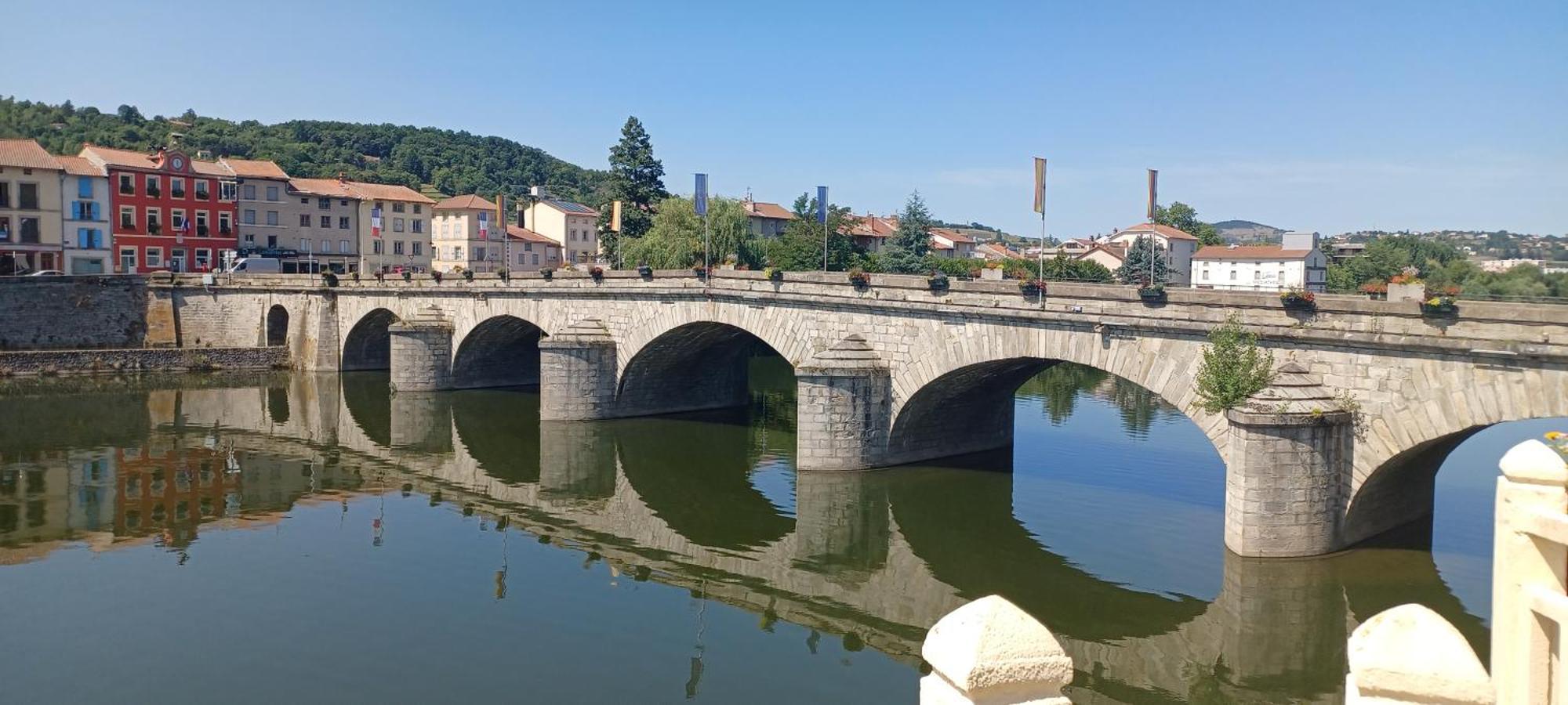 Gite Le Petit Nice Pradelles Buitenkant foto